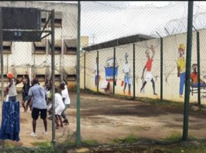 Côte d'Ivoire: 100 mineurs en détention au COM, les parents interpellés par la Directrice de la Protection judiciaire de l'enfance et de la jeunesse