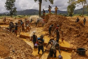 Ghana-Côte d'Ivoire: Environnement, accord pour lutter contre les orpailleurs