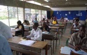 Côte d'Ivoire: Bongouanou, deux candidats au baccalauréat pris en flagrant délit de tricherie à  partir de leur téléphone portable indique la provenance des corrigés d'Abidjan