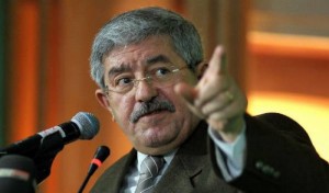 Koacinaute: Plus raciste que le Directeur de Cabinet du Président Algérien avec rang de Ministre d'Etat, Ahmed Ouyahia, tu meurs.