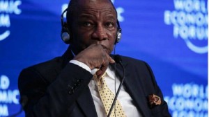 Afrique: Macron lie la pauvreté de l'Afrique à  sa démographie galopante , Alpha Condé seul président à  réagir