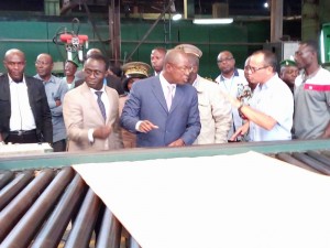 Côte d'Ivoire: Adzopé, le ministre des Eaux et forêts se préoccupe des difficultés rencontrées par les usiniers