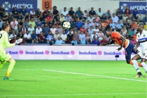 Togo : La prestation d'Adebayor à  Basaksehir qui a fait parler le Président turc