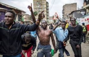 Kenya  : Deux hommes armés de couteaux tués dans l'attaque d'un bureau de vote