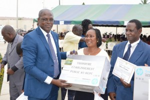 Côte d'Ivoire: Korhogo, meilleures élèves et structures scolaires récompensés par Kandia Kamara