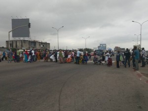 Côte d'Ivoire: Treichville, des pèlerins musulmans bloquent le VGE depuis ce matin pour manifester contre une arnaque d'une agence de voyage
