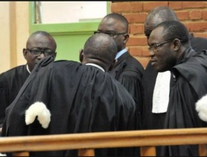 Burkina Faso: Les greffiers observent un arrêt de travail après l'incarcération d'un des leurs