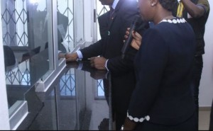 Côte d'Ivoire: Un centre de demande de passeport cambriolé à  Cocody