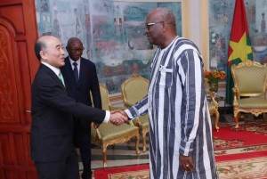 Burkina Faso: Le Directeur général adjoint du FMI reçu par le président Kaboré