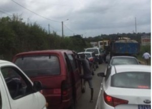 Côte d'Ivoire: Bonoua, le trafic routier bloqué, ce jeudi, signe du non apaisement de la tension entre autochtone et allogène pour le contrôle du transport