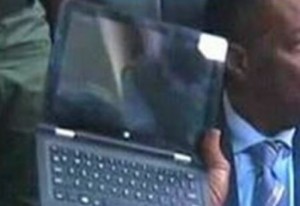 Cameroun: Économie numérique, un premier lot des 500 000 ordinateurs promis par Biya sera remis aux étudiants en novembre