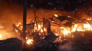 Mali: Bamako, un violent incendie ravage le marché de Médine