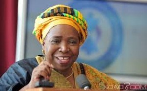 Afrique du Sud: Nkosazana Dlamini-Zuma  fait son grand  retour au parlement