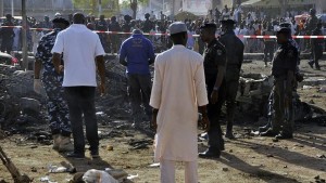 Nigeria: Une kamikaze tue cinq  fidèles musulmans en prière  à  Dikwa