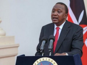 Kenya:  «Le  vote se fera» assure le Président Kenyatta après le retrait de Raila Odinga