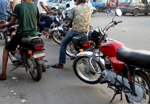 Côte d'Ivoire: Braquages à  moto, vers l'interdiction de circulation des motocyclistes dans certaines zones stratégiques de la capitale économique ?