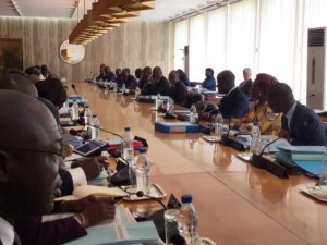 Côte d'Ivoire:  Le Gouvernement aborde les situations susceptibles de troubler la quiétude des populations et annonce la poursuite de l'opération Épervier 3