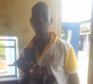 Côte d'Ivoire: Un chauffeur de taxi compteur sauve la mauvaise réputation de la corporation en rendant des objets perdus à  leurs propriétaires