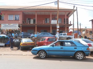 Cameroun: Triple infanticide à  Yaoundé, il tue ses trois enfants et se refugie dans une ambassade