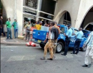 Côte d'Ivoire: Un couple pris en flagrant délit de vols à  la librairie de France du Plateau