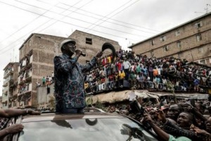 Kenya:  Cinq morts  à  Nairobi après un retour mouvementé de l'opposant Raila Odinga