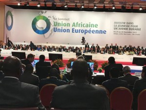 Côte d'Ivoire: Ouverture du 5ème Sommet UA-UE, Ouattara appelle la jeunesse africaine à  avoir foi en elle et à  ne pas se lancer à  l'aventure au péril de sa vie