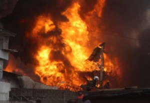 Côte d'Ivoire: Marcory, l'entreprise Drocolor explose en flamme