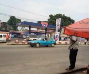 Côte d'Ivoire: A l'approche des fêtes de fin d'année, les «microbes» se signalent à  Yopougon, un jeune homme poignardé dans la nuit
