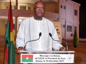 Burkina Faso: Le président Kaboré à  Paris pour une réunion sur le G5 Sahel