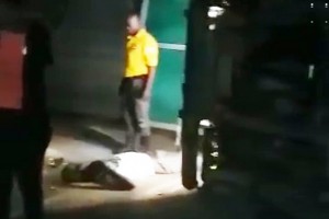 Côte d'Ivoire: Attinguié, un gros camion se renverse sur le poste à  péage