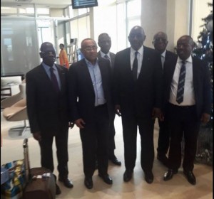 Côte d'Ivoire: Le président de la CAF à  Abidjan à  l'invitation de Ouattara