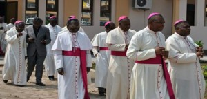 RDC:  Un prêtre en justice pour  avoir appelé «à  sonner des cloches» pour le départ de Kabila