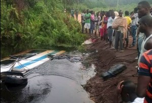 Côte d'Ivoire: Drame à  Adiaké, un bus fini dans une rivière, 14 morts dont 6 enfants