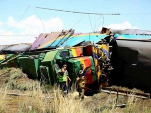 Afrique du Sud: Collision entre deux trains non loin de Johannesburg, plus de 200 blessés