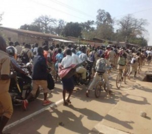 Côte d'Ivoire: Lakota, pour avoir perturbé les cours, trois élèves écopent de 10 jours de privation de cours