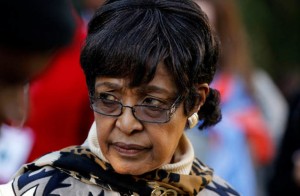 Afrique du Sud: Winnie Mandela hospitalisée pour une  infection rénale