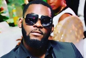 Côte d'Ivoire: Arafat Dj  convoqué au commissariat pour avoir tabassé et filmé nu l'un de ses danseurs