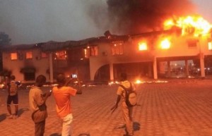 Côte d'Ivoire: Incendie de la mairie, saccage de la résidence du maire, les commerçants rejettent les accusations et pointent du doigt les politiques