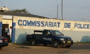 Côte d'Ivoire: Deux microbes surpris en pleine agression par la police à  Abobo