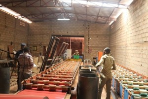 Burkina Faso: Une unité clandestine de fabrique de tôles fermée à  Ouagadougou