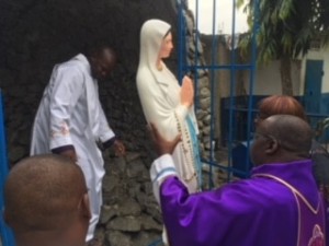 Côte d'Ivoire: Yopougon, la statue de la vierge Marie volée, réinstallée dans sa grotte