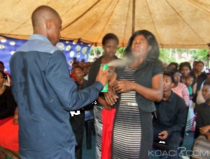 Afrique du Sud:  Le prophète qui pulvérisait ses fidèles avec un insecticide condamné  à  une amende