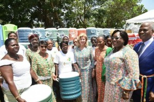 Côte d'Ivoire: Journée internationale de la femme, Dominique Ouattara augmente le FAFCI de Cocody de 150 millions de FCFA