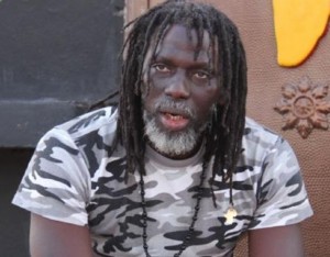 Côte d'Ivoire: Tiken Jah « Si le Président Ouattara veut briguer un troisième mandat il nous trouvera sur son chemin »