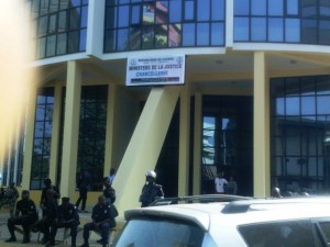 Guinée: La police étouffe un sit-in des femmes de l'UFDG devant le ministère de la  justice