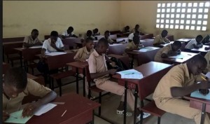 Côte d'Ivoire: Les téléphones portables seront désormais interdits d'accès aux centres d'examens