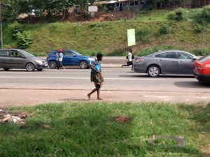 Côte d'Ivoire: Une folle manque de se faire violer, son agresseur est copieusement rossé