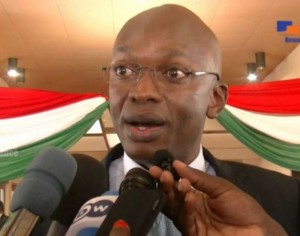 Burundi: Nkurunziza vire son chef de la diplomatie Alain-Aimé Nyamitwe