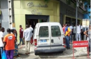 Côte d'Ivoire: Plateau, un gendarme perd le contrôle de son véhicule, entre dans un magasin et blesse une dame