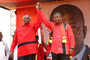 Angola:  Dos Santos perd la présidence du  MPLA, parti au pouvoir